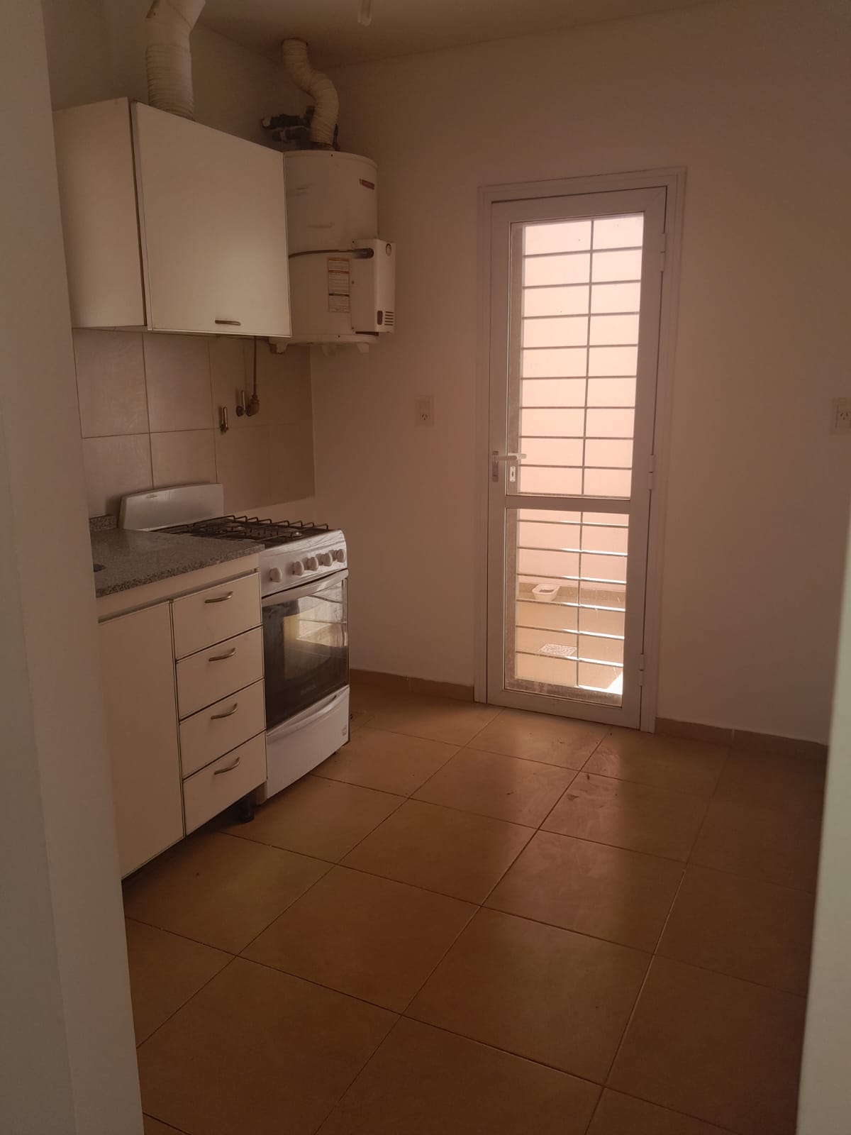 WhatsApp Image 2025-10-16 at 14.10.51 (2)