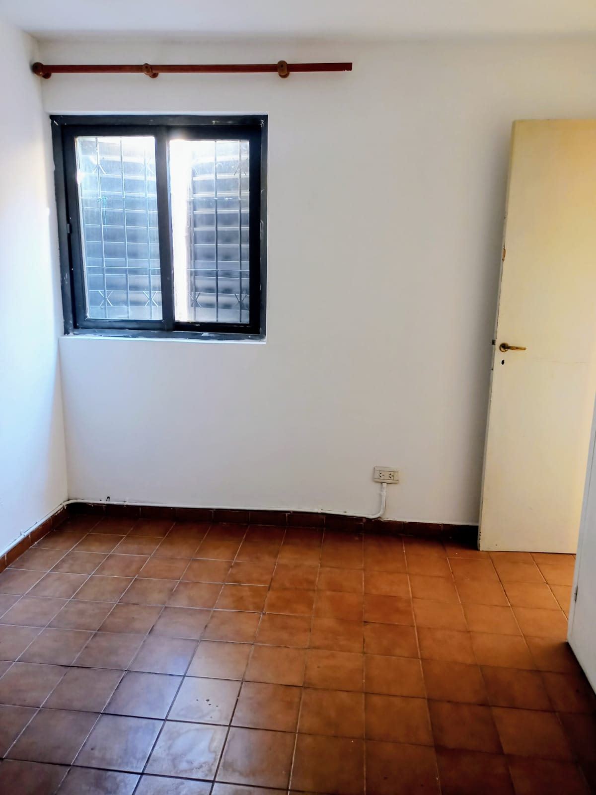 WhatsApp Image 2025-10-16 at 14.23.04