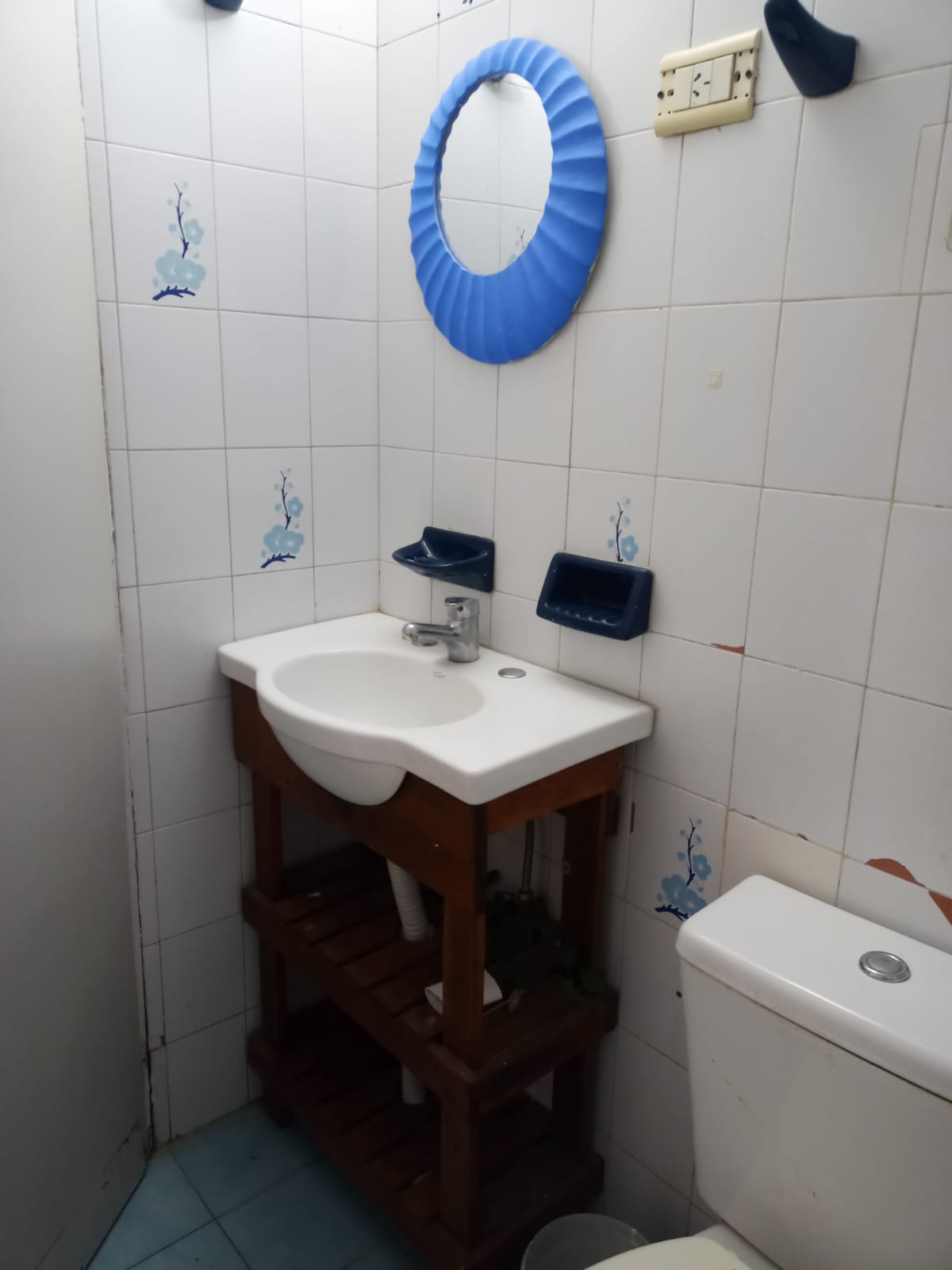 WhatsApp Image 2025-10-16 at 14.23.05 (1)