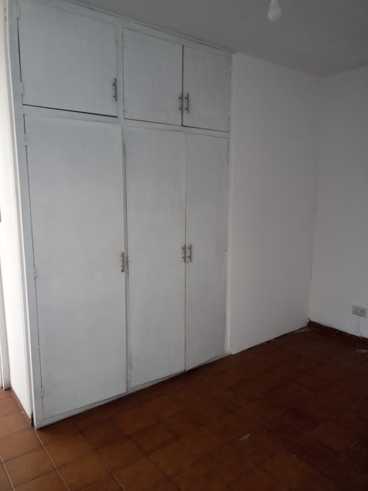 WhatsApp Image 2025-10-16 at 14.23.07 (1)