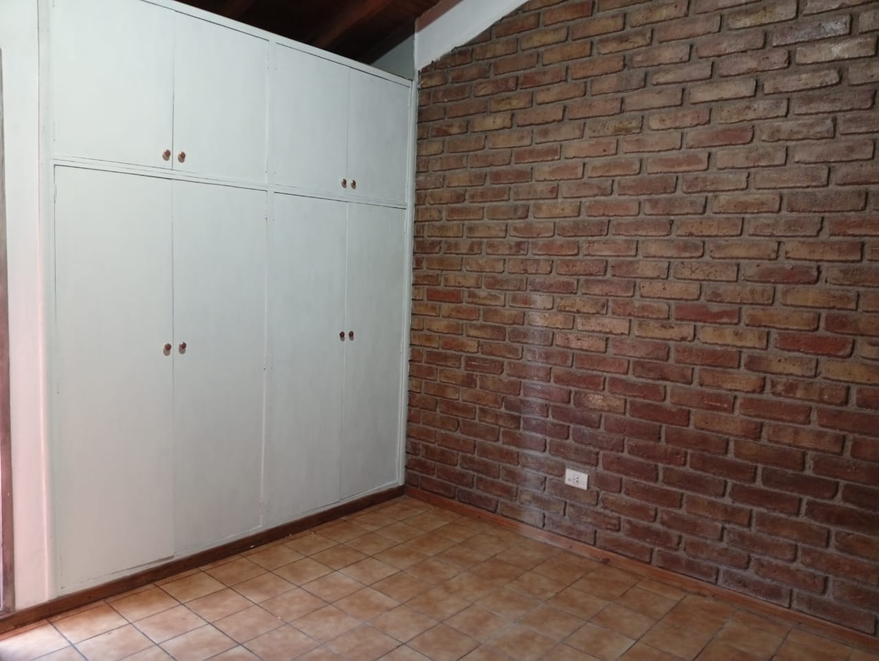 WhatsApp Image 2025-10-16 at 21.05.27 (1)